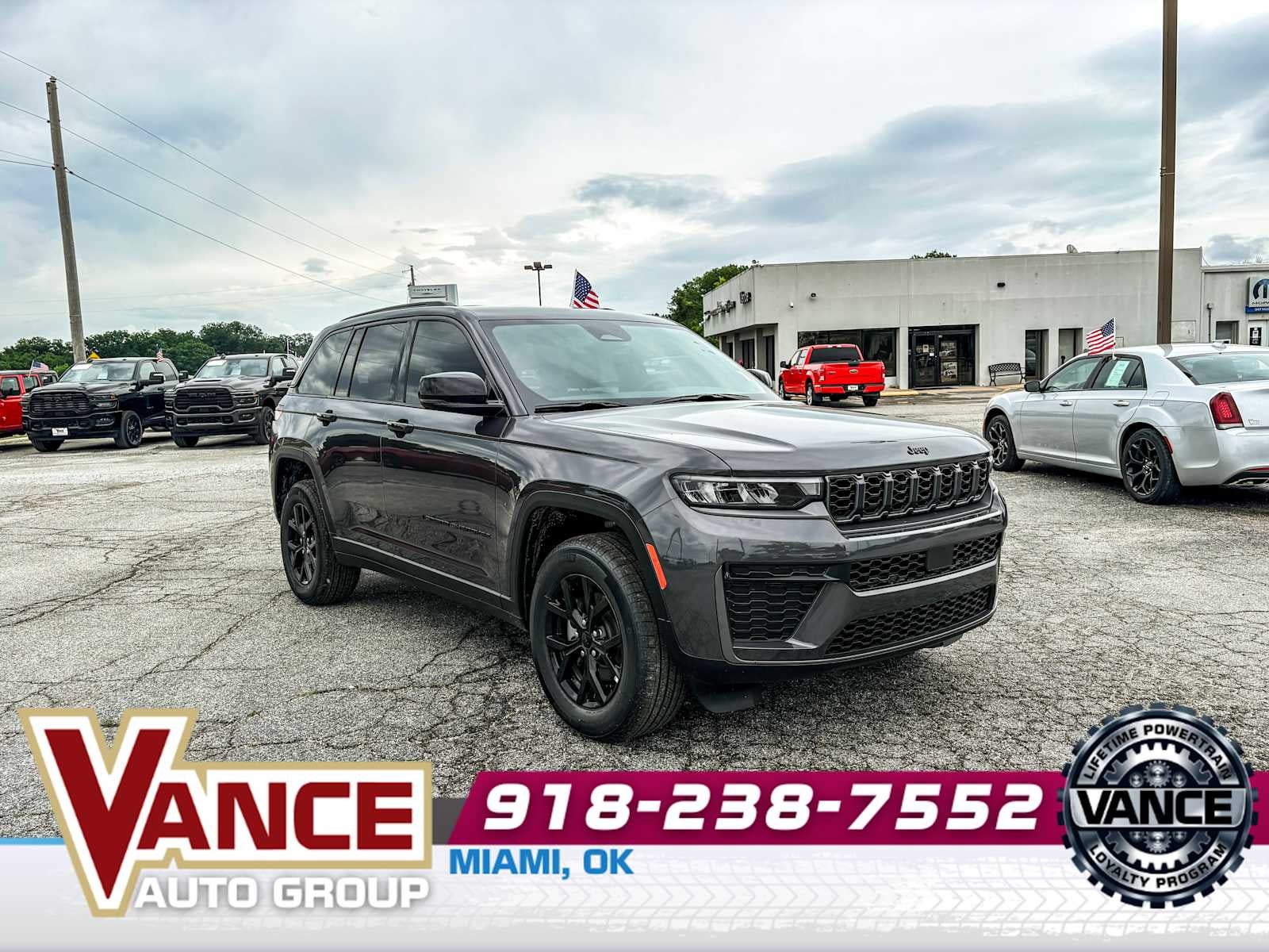 2026 Jeep Grand Cherokee GRAND CHEROKEE LAREDO ALTITUDE 4X4