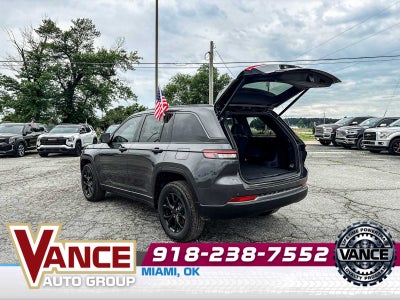 2026 Jeep Grand Cherokee GRAND CHEROKEE LAREDO ALTITUDE 4X4