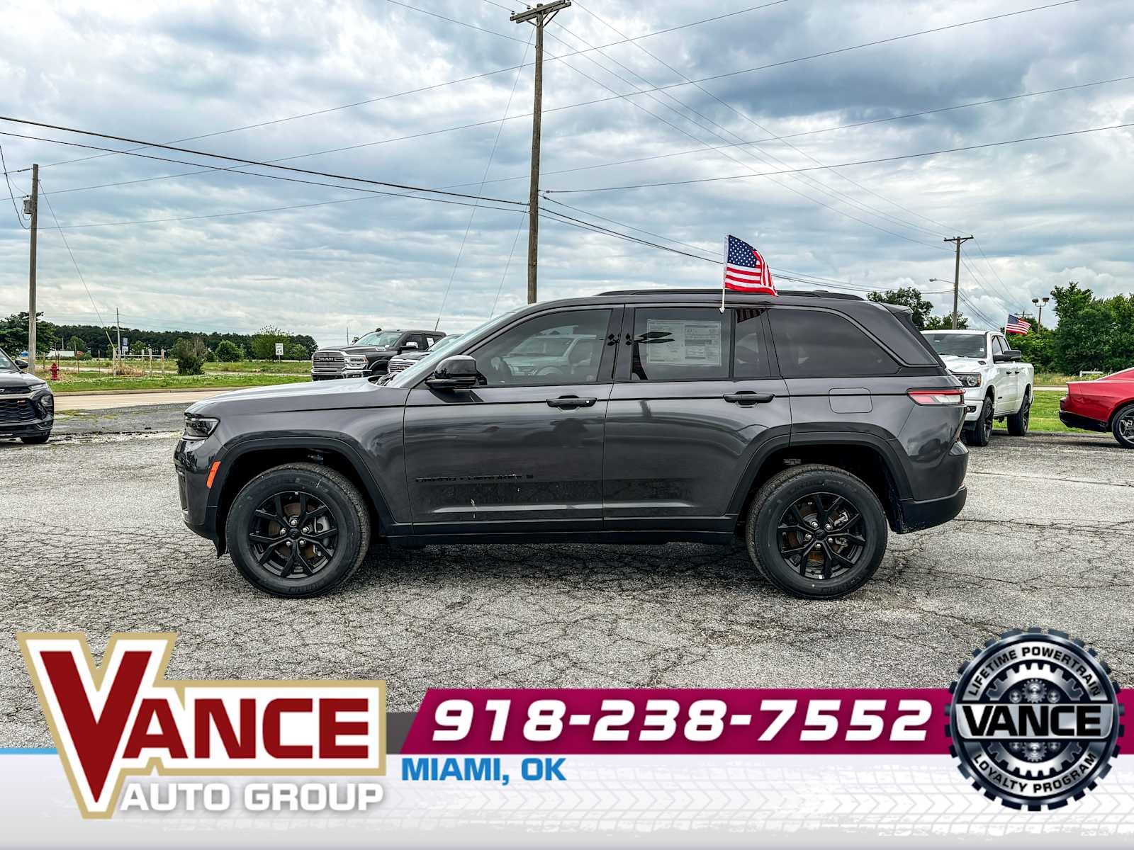 2026 Jeep Grand Cherokee GRAND CHEROKEE LAREDO ALTITUDE 4X4
