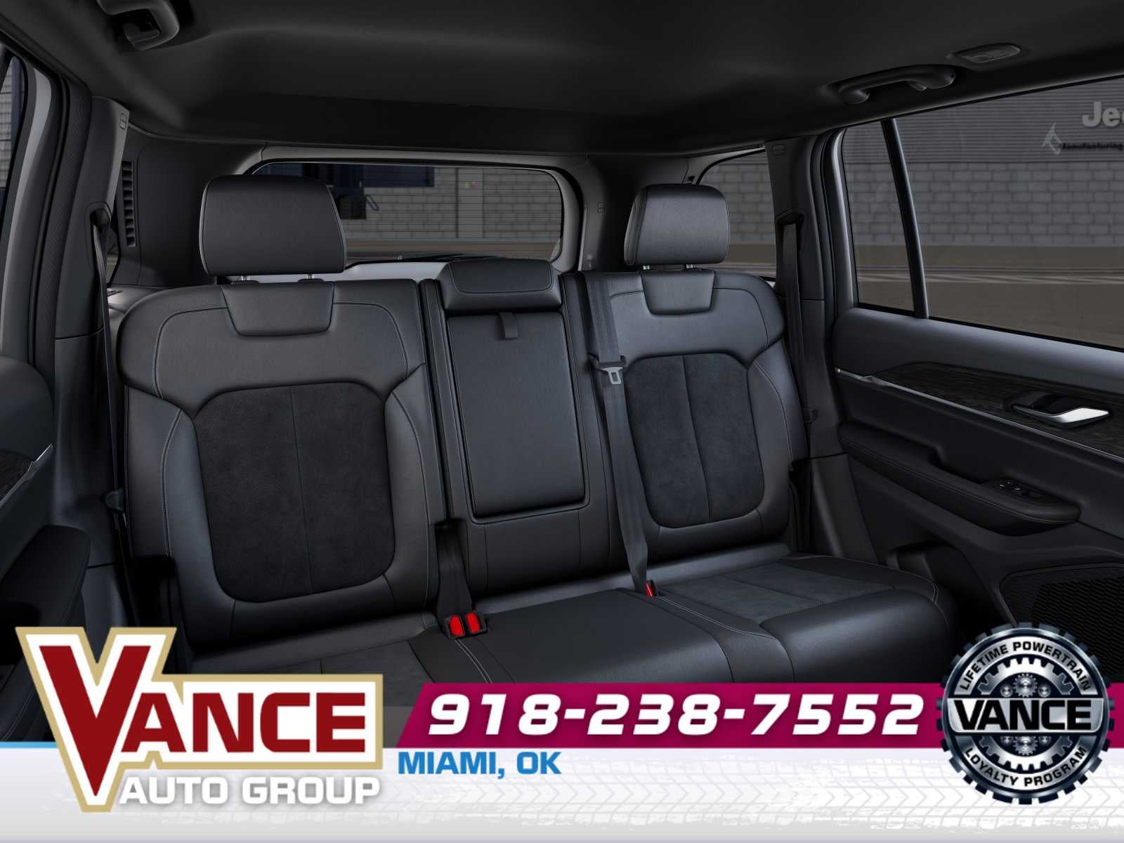 2026 Jeep Grand Cherokee Laredo Altitude