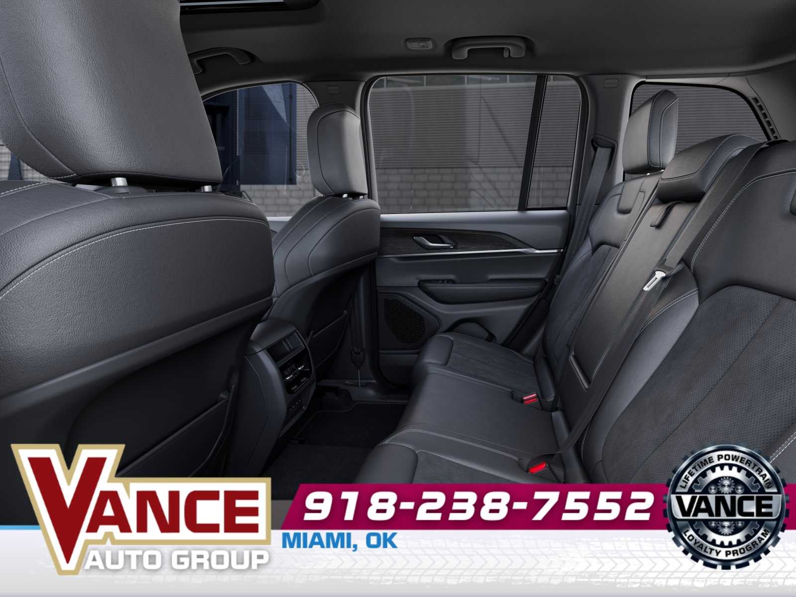 2026 Jeep Grand Cherokee Laredo Altitude