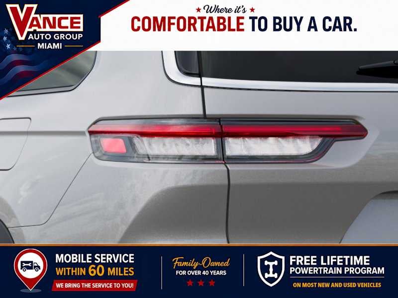 2026 Jeep Grand Cherokee L GRAND CHEROKEE L LAREDO X 4X4