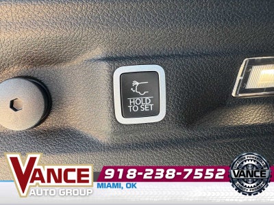 2025 Jeep Grand Cherokee L GRAND CHEROKEE L LAREDO X 4X4