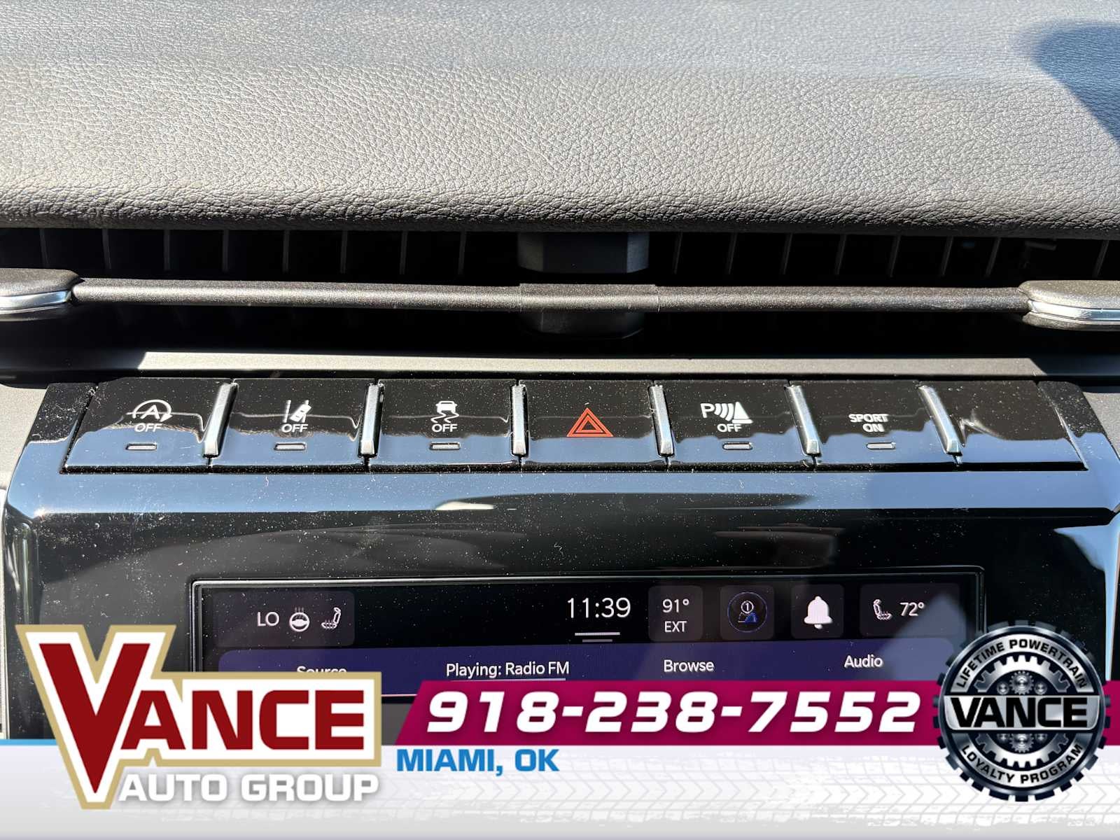 2025 Jeep Grand Cherokee L GRAND CHEROKEE L LAREDO X 4X4