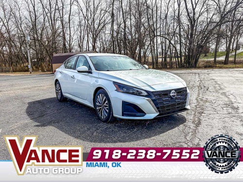 2023 Nissan Altima SV FWD