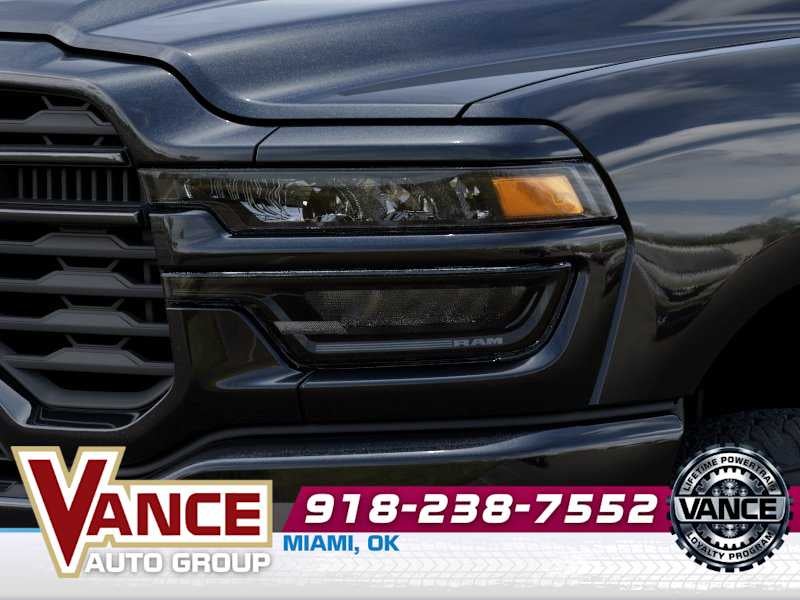 2026 RAM Ram 2500 RAM 2500 BLACK EXPRESS CREW CAB 4X4 6'4' BOX