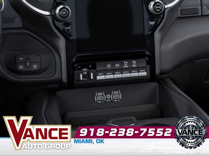 2025 RAM Ram 2500 RAM 2500 BIG HORN CREW CAB 4X4 6'4' BOX