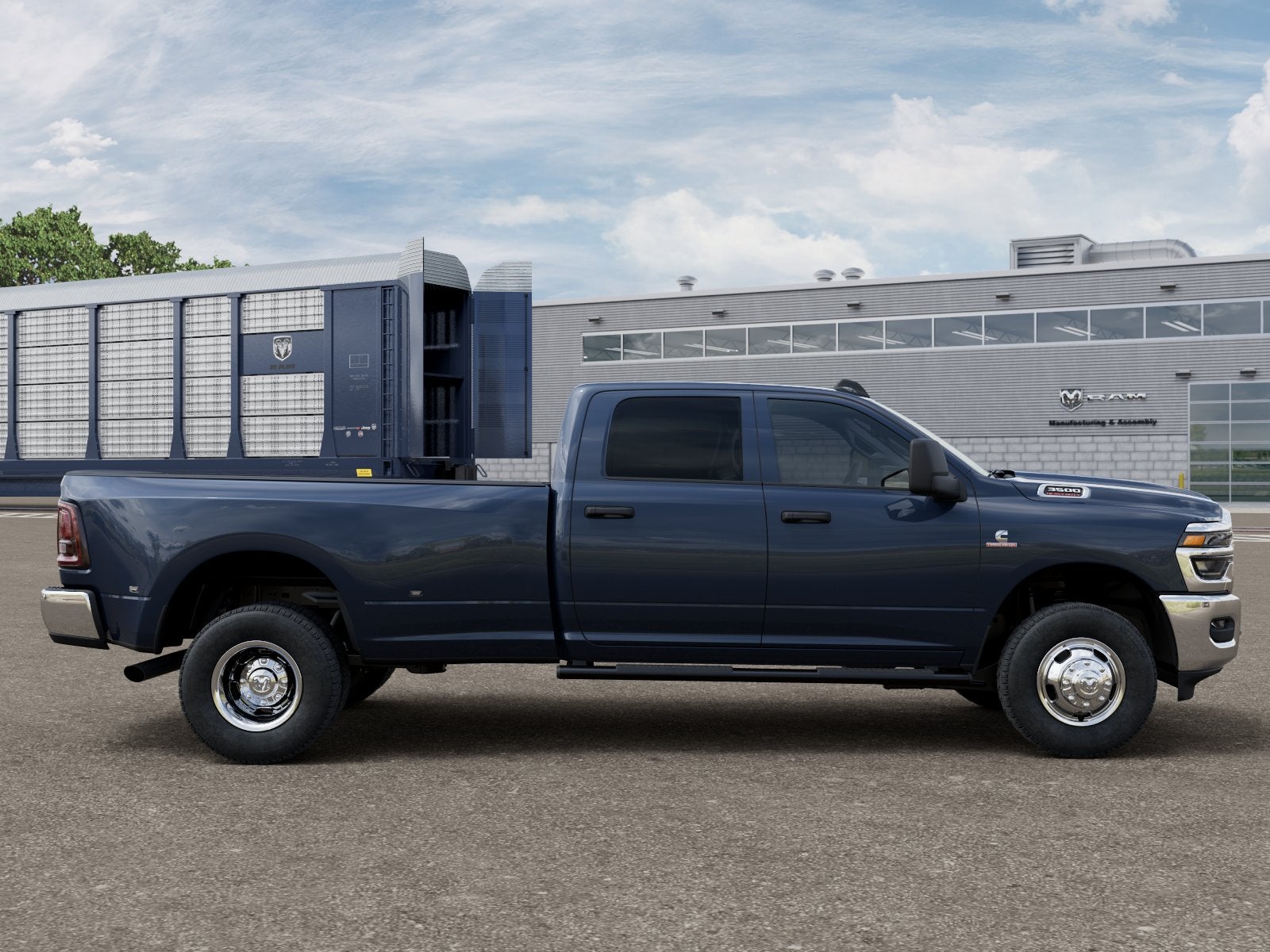 2027 RAM Ram 3500 RAM 3500 TRADESMAN CREW CAB 4X4 8' BOX