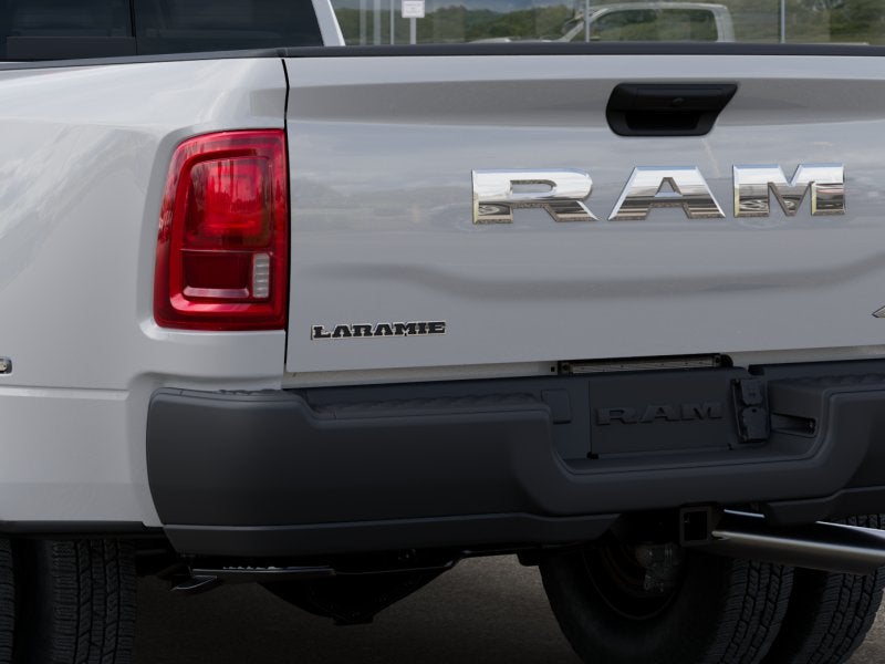 2025 RAM Ram 3500 RAM 3500 LARAMIE CREW CAB 4X4 8' BOX