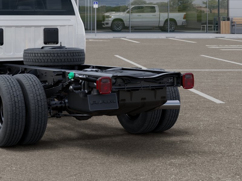 2027 RAM Ram 3500 Chassis Cab RAM 3500 TRADESMAN CREW CAB CHASSIS 4X4 60' CA