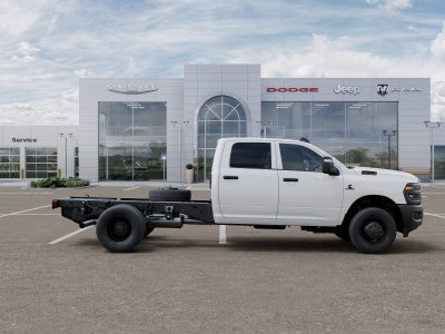 2027 RAM Ram 3500 Chassis Cab RAM 3500 TRADESMAN CREW CAB CHASSIS 4X4 60' CA