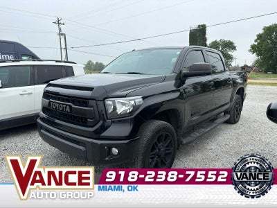 2017 Toyota Tundra SR5 5.7L V8