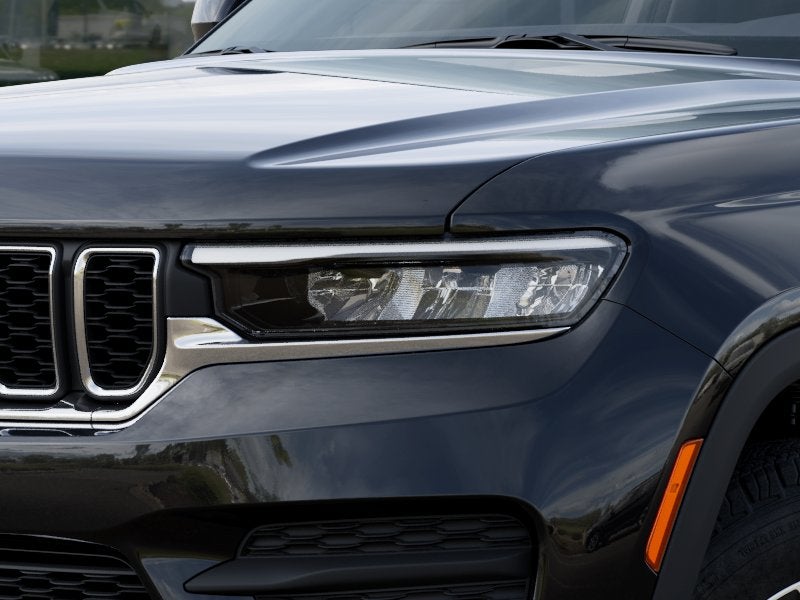 2027 Jeep Grand Cherokee Laredo X