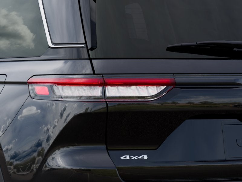 2027 Jeep Grand Cherokee Laredo X