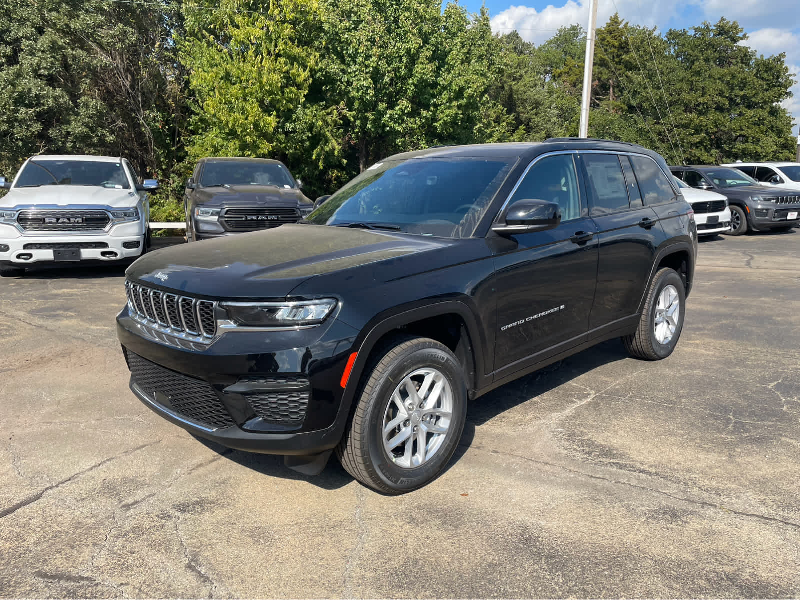 2025 Jeep Grand Cherokee Laredo X
