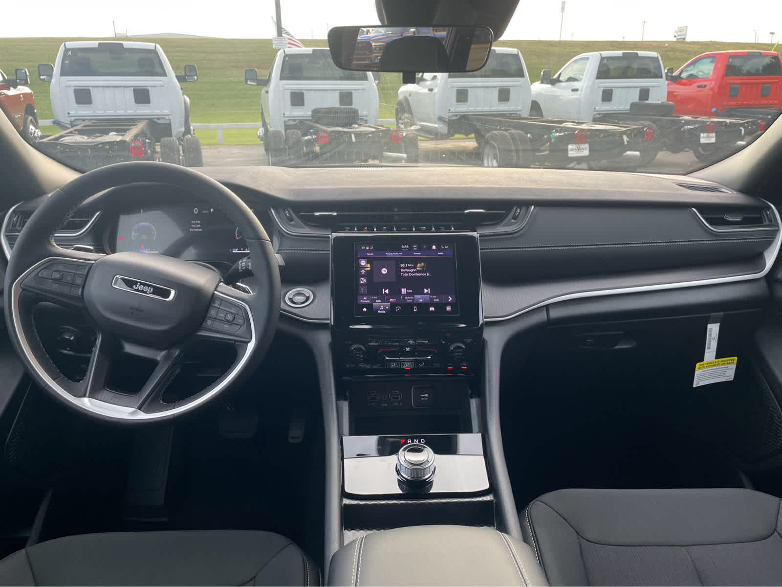 2025 Jeep Grand Cherokee Laredo X