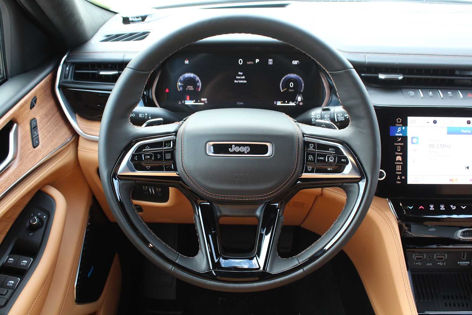 2027 Jeep Grand Cherokee Summit