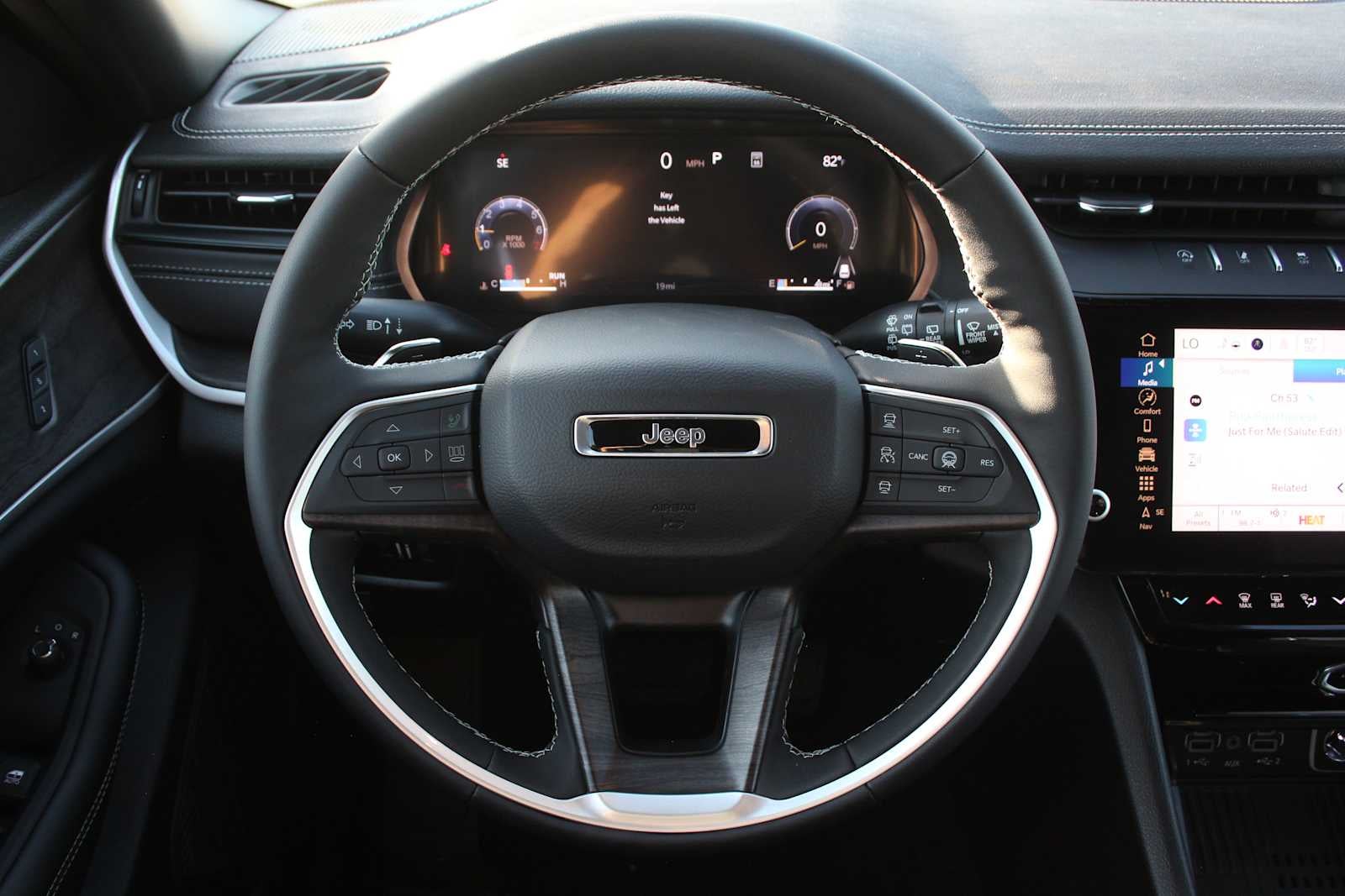 2027 Jeep Grand Cherokee L Limited