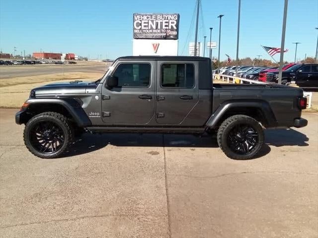 2023 Jeep Gladiator Overland