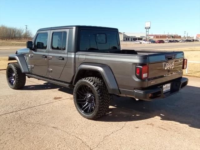 2023 Jeep Gladiator Overland