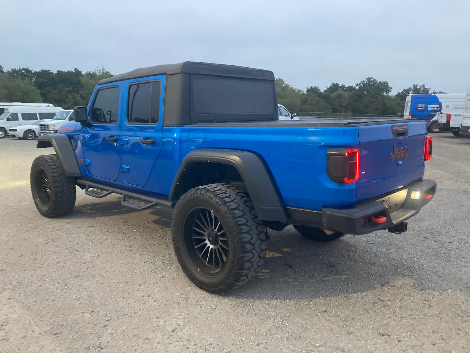 2022 Jeep Gladiador Mojave
