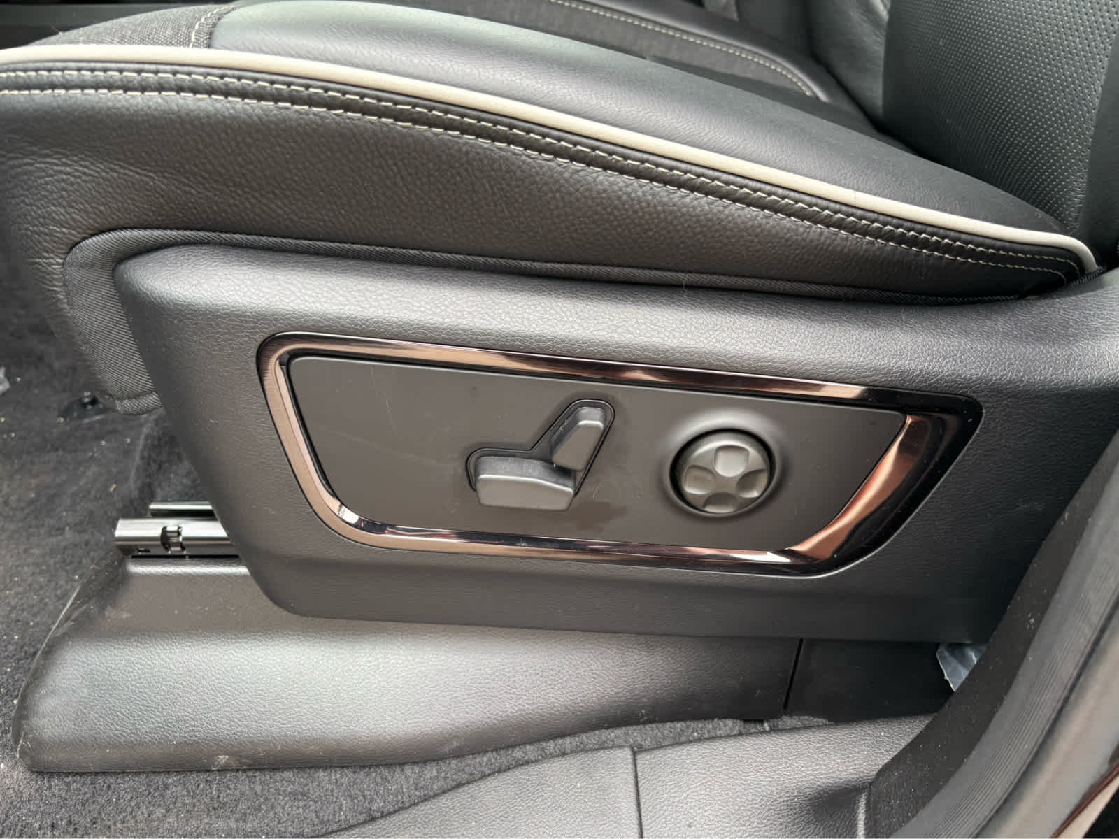 2026 RAM Ram 1500 Limited