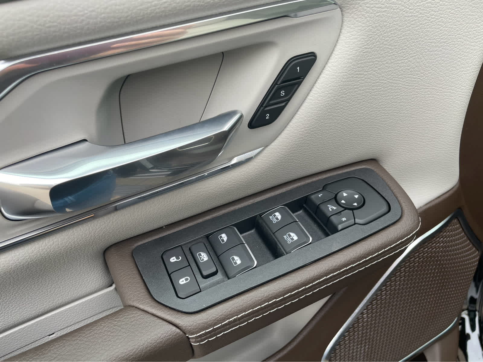 2026 RAM Ram 1500 Laramie