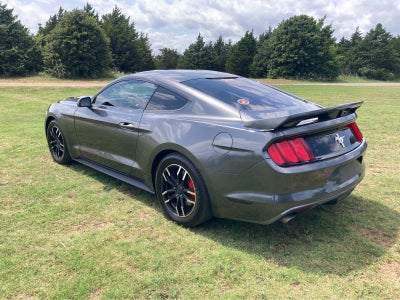 2017 Ford Mustang V6