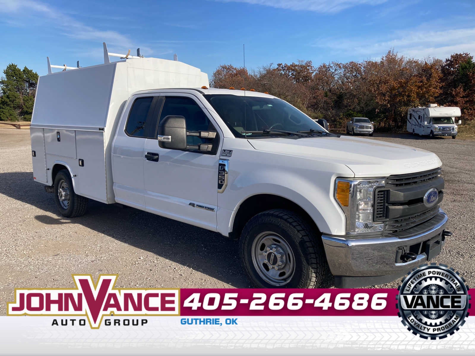 2017 Ford F-350 Chassis XL