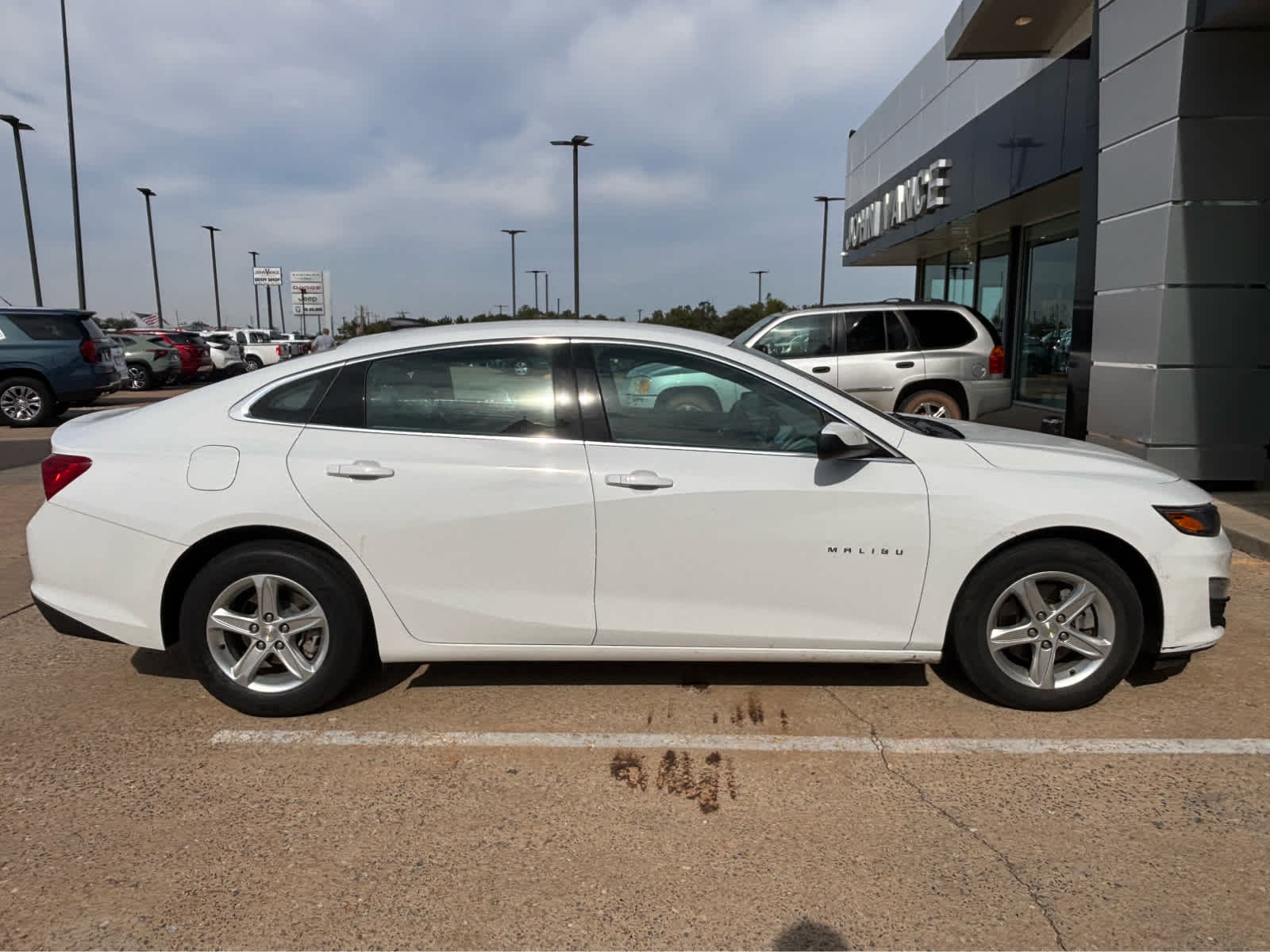 2024 Chevrolet Malibu LS