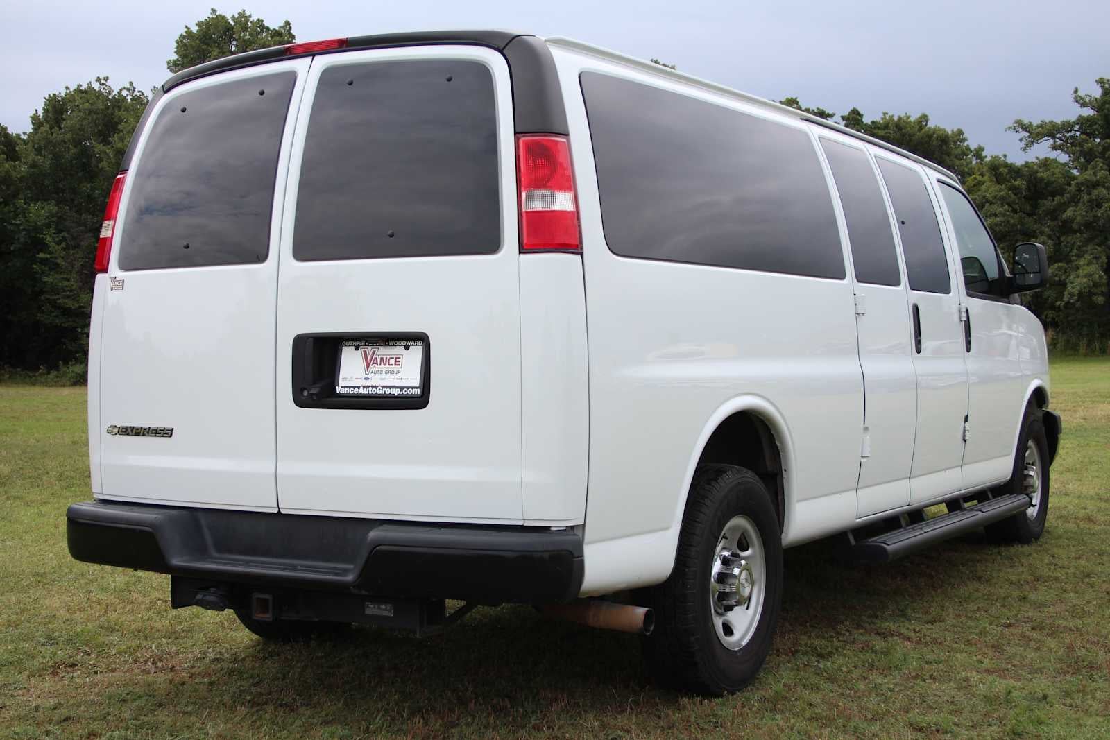 2019 Chevrolet Express 3500 LS