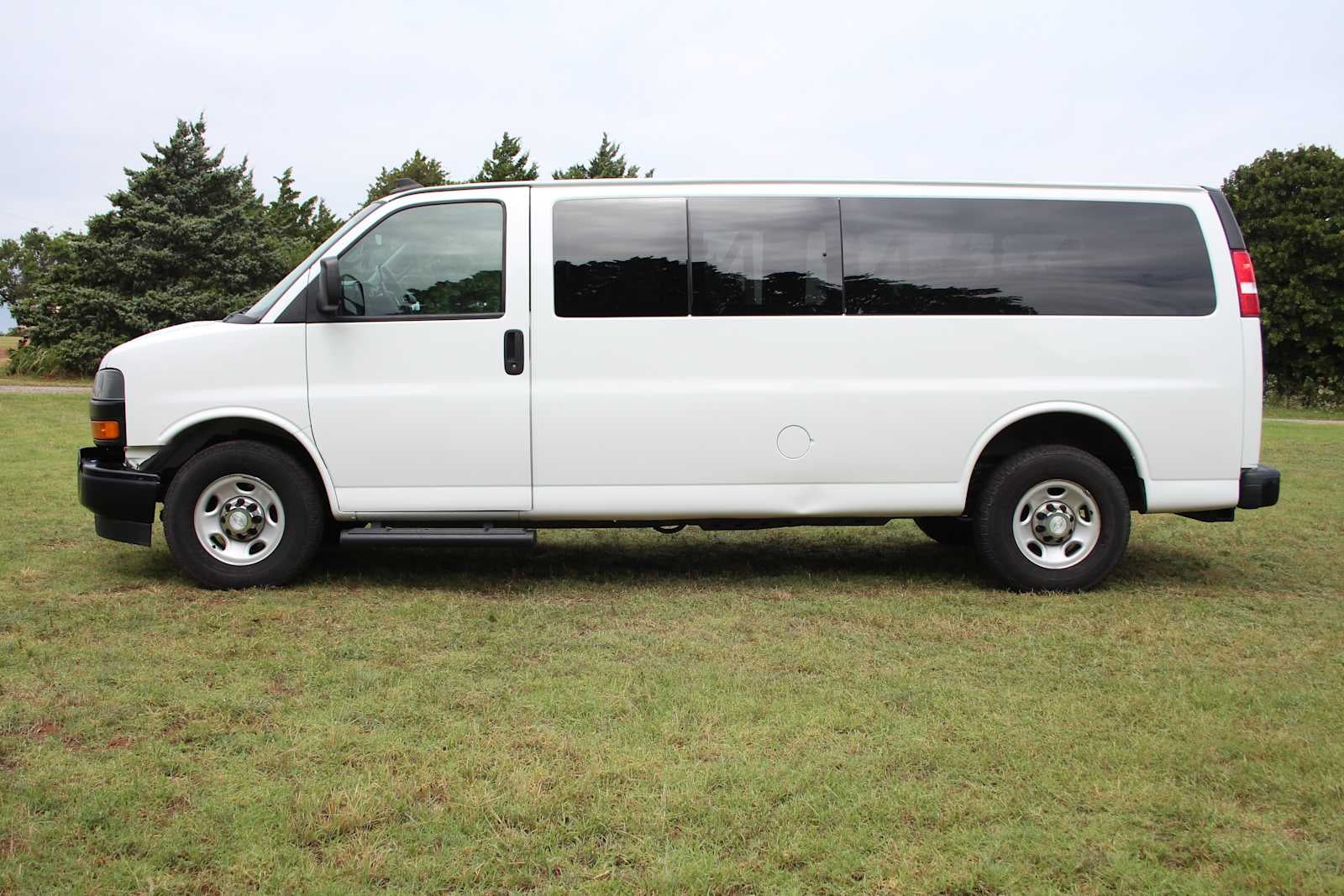 2019 Chevrolet Express 3500 LS