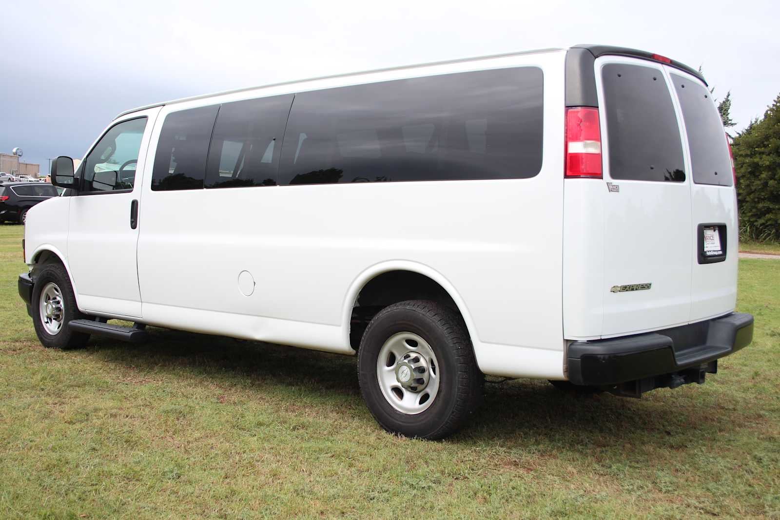 2019 Chevrolet Express 3500 LS