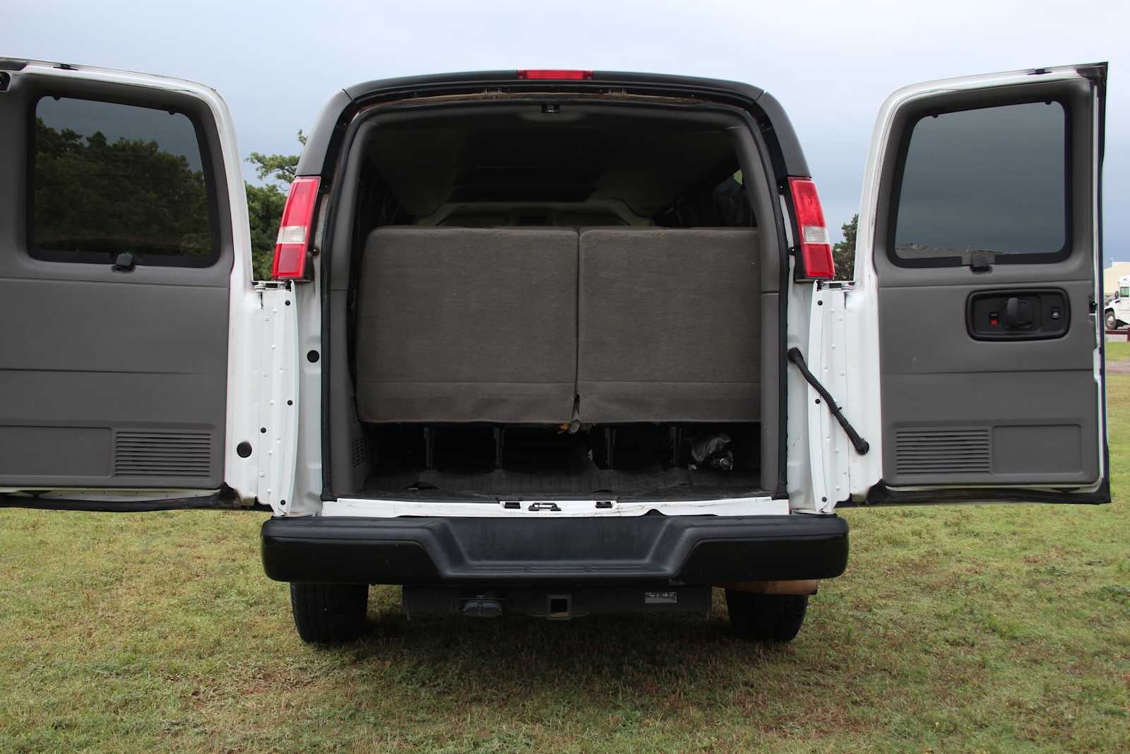 2019 Chevrolet Express 3500 LS
