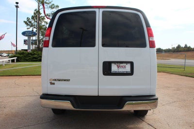 2025 Chevrolet Express Passenger LT