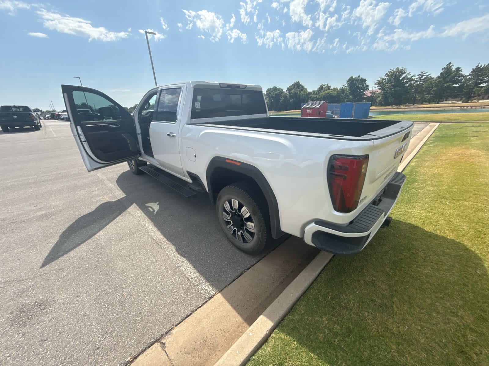 2024 GMC Sierra 2500HD Denali