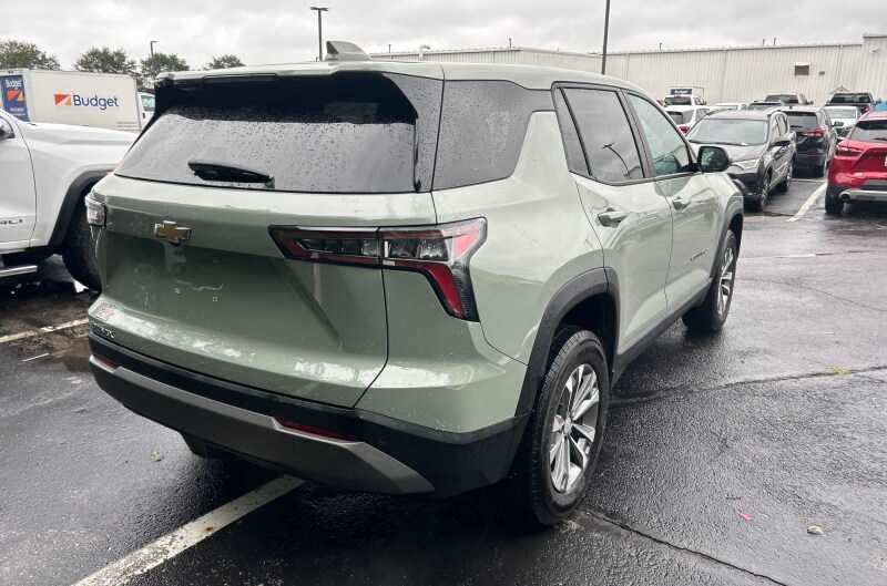 2026 Chevrolet Equinox FWD LT