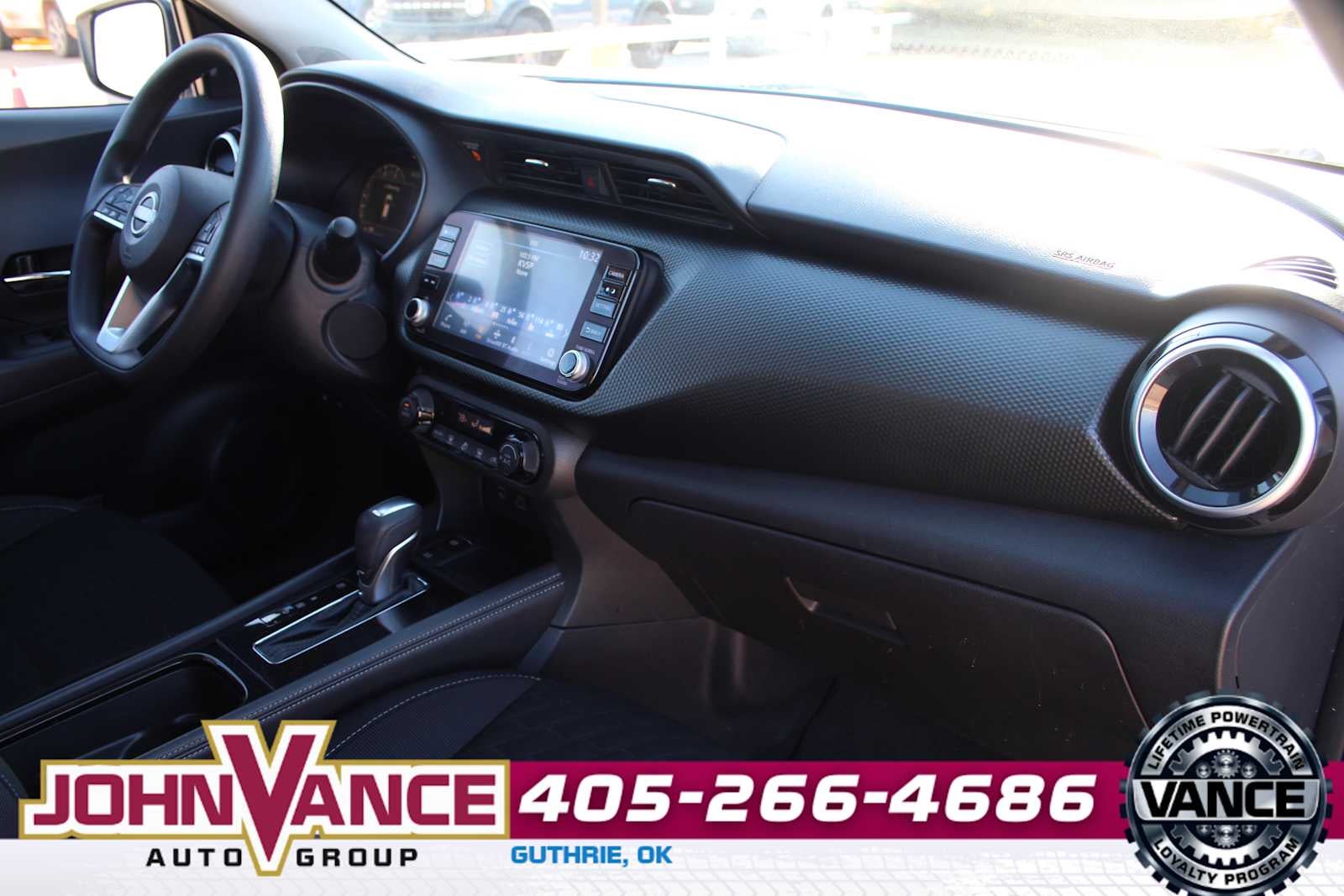 2022 Nissan Kicks SV