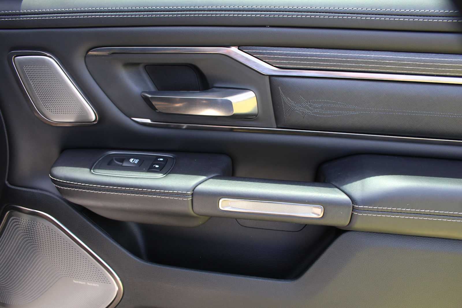 2020 RAM Ram 1500 Limited