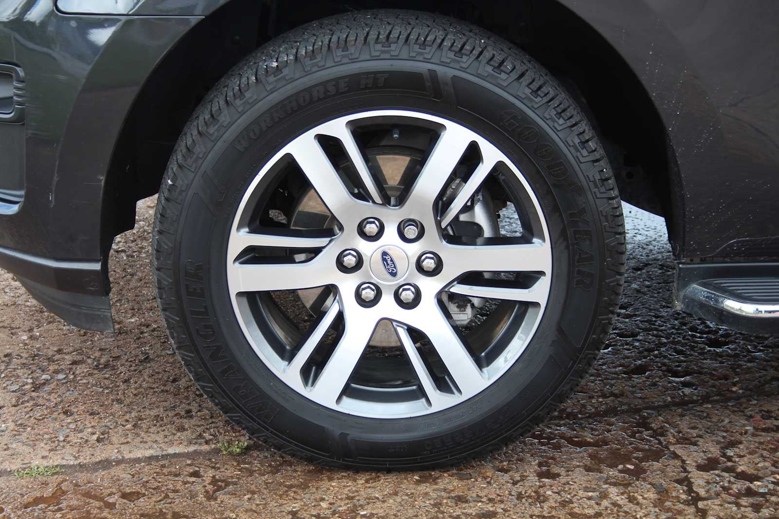 2022 Ford Expedition XLT