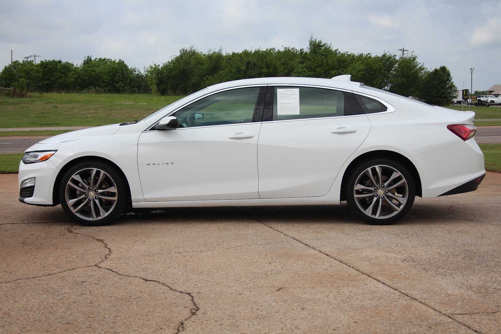 2024 Chevrolet Malibu 2LT
