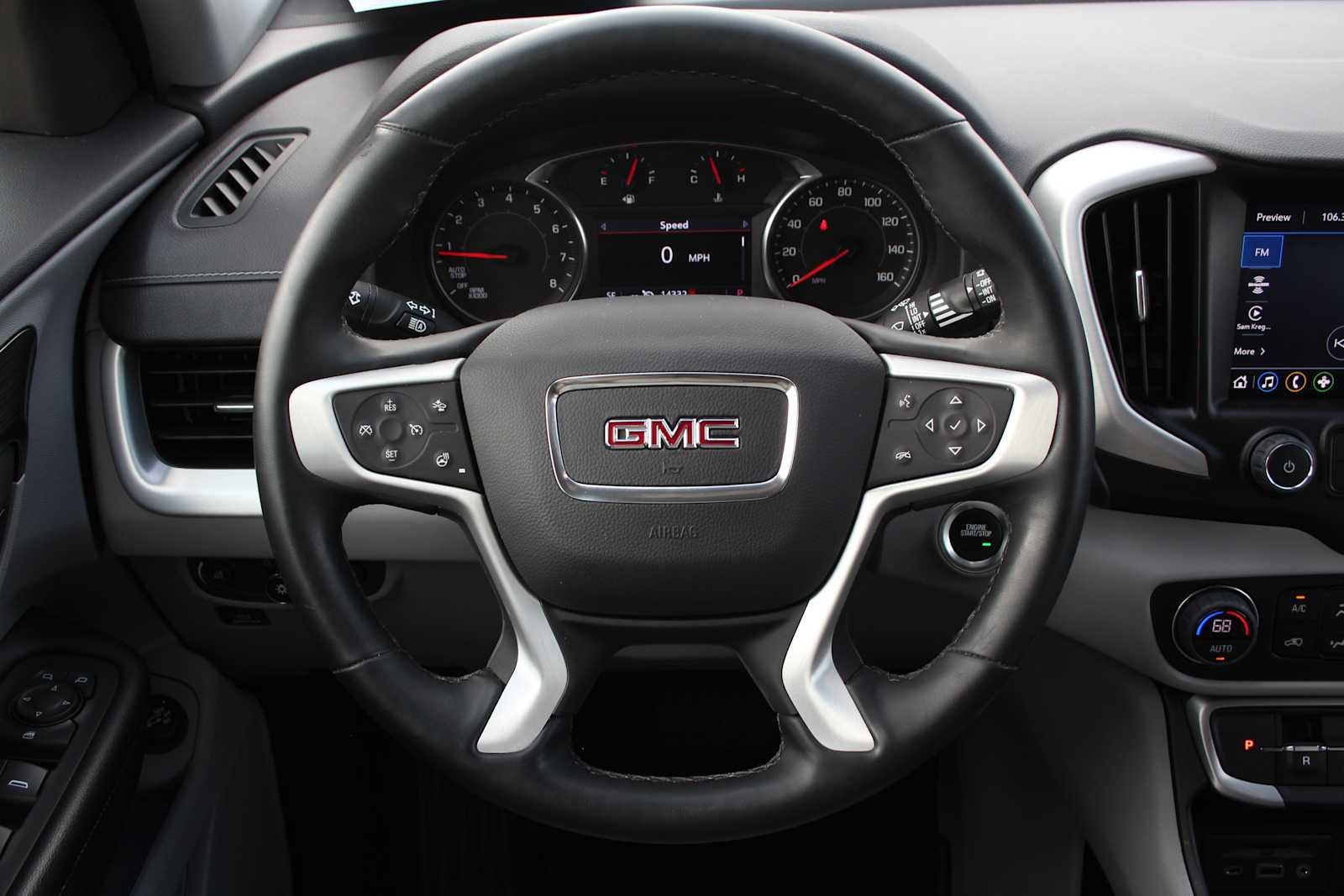 2023 GMC Terrain SLT