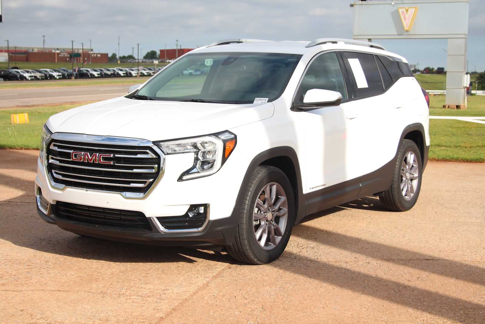 2023 GMC Terrain SLT