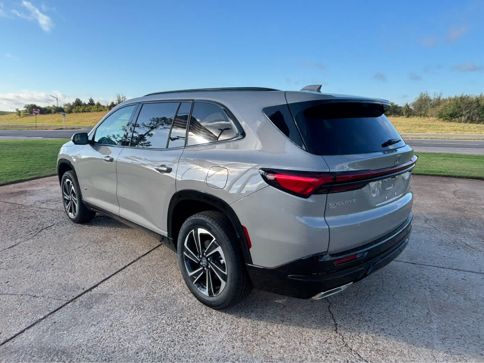 2027 Buick Enclave Sport Touring