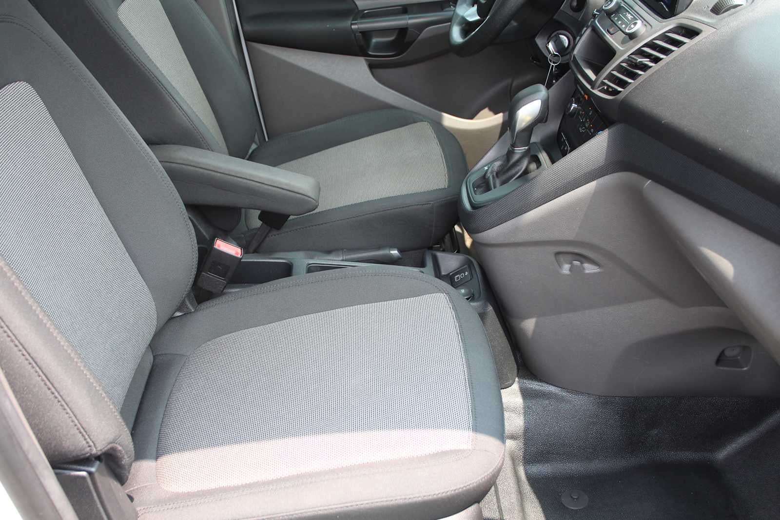 2022 Ford Transit Connect Van XL