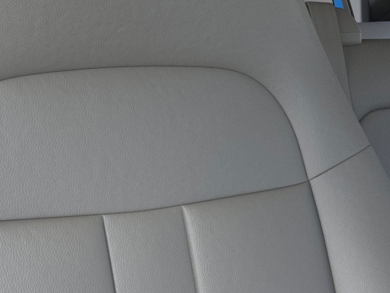 2025 Chevrolet Express Passenger 3500 1LS