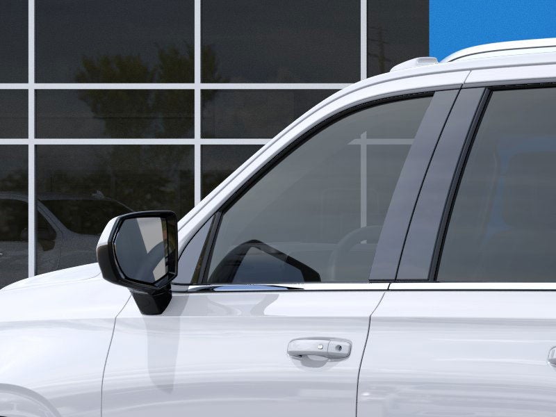 2025 Chevrolet Suburban LS