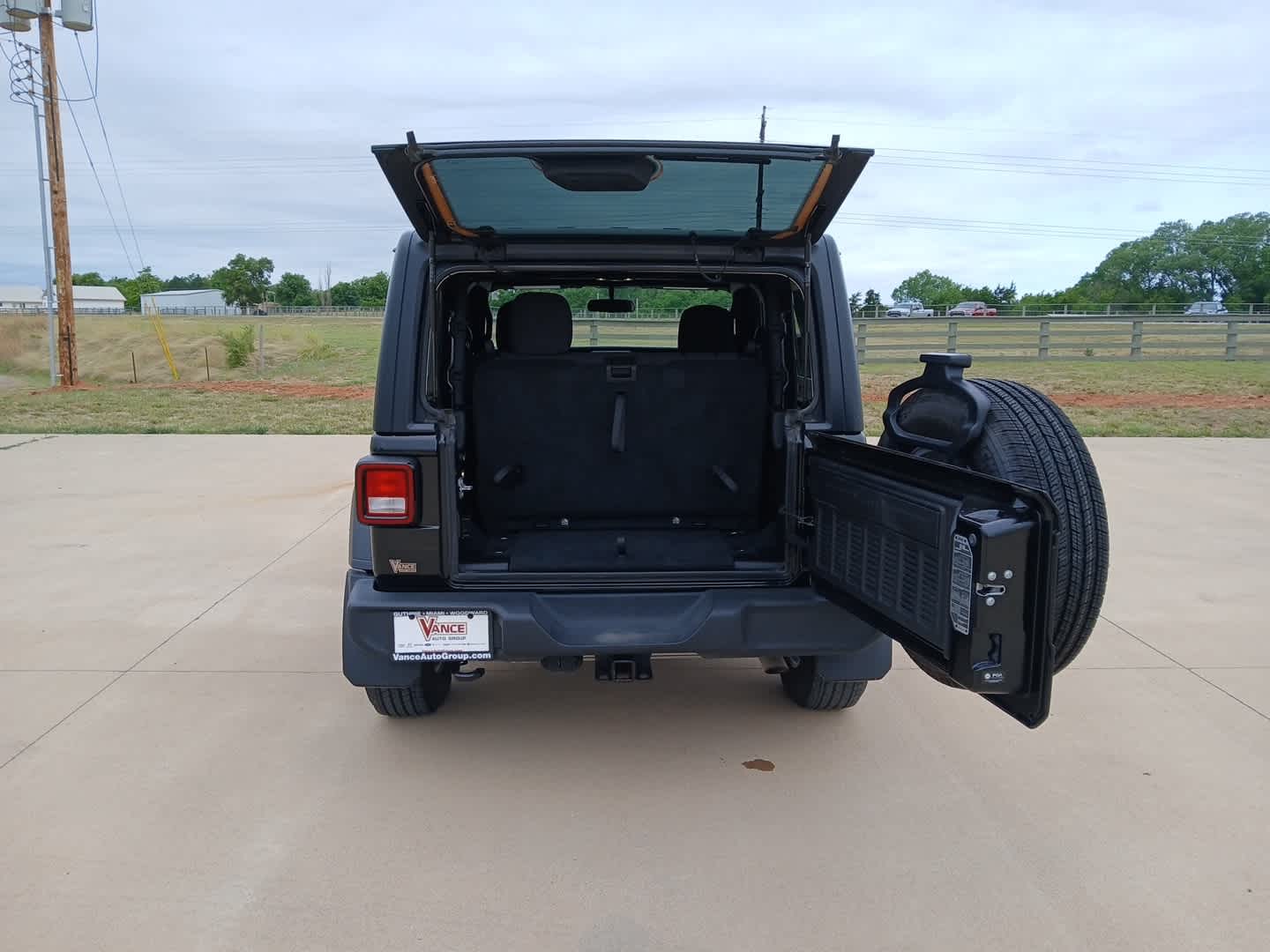 2022 Jeep Wrangler Sport S 4x4