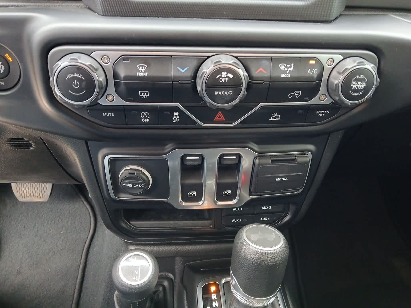2022 Jeep Wrangler Sport S 4x4