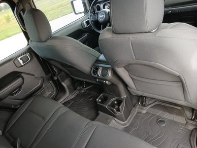 2022 Jeep Wrangler Unlimited Willys 4x4